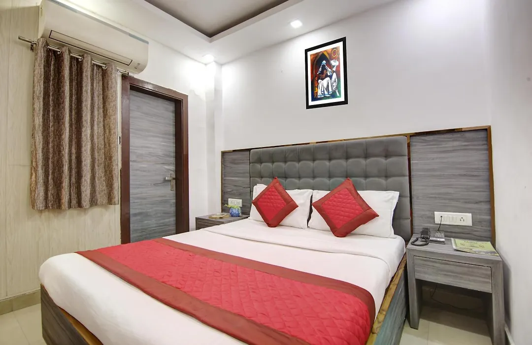 Hotel Dreamland Dx-5 Mints Walk From New Delhi Railways Station-1